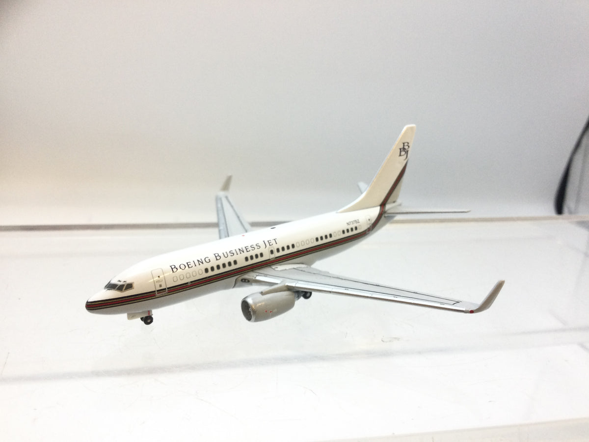 Gemini Jets GJBBJ375 1:400 Scale Boeing 737-700 Boeing Business Jets