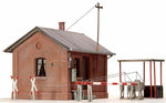 Artitec 10.170 HO/OO Gauge Guarded Level Crossing Kit (Unpainted)