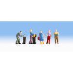 Noch 15101 HO/OO Gauge Housework Figure Set