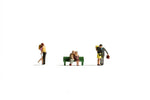 Noch 36510 N Gauge Courting Couples (3x2) with Bench Figure Set