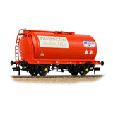 Bachmann 37-592 OO Gauge BR 45T TTA Tank Wagon 'Charrington Hargreaves/Mobil' Red