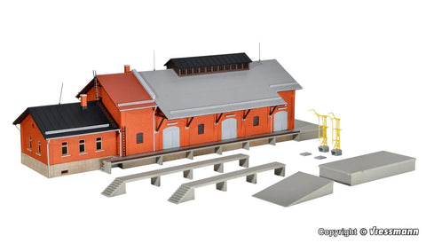 Kibri 39462 HO/OO Gauge Shop Hall with Loading Gauge Kit