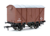 Dapol 4F-012-037 OO Gauge Ventilated Van BR Bauxite B768127