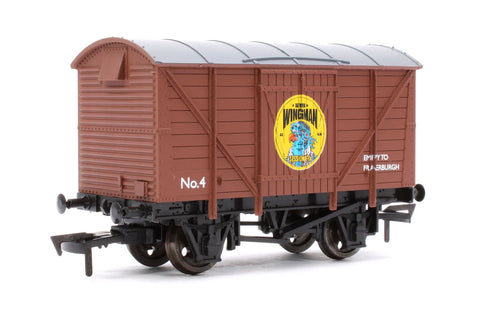 Dapol 4F-012-073 OO Gauge Ventilated Van Brewdog Wingman IPA