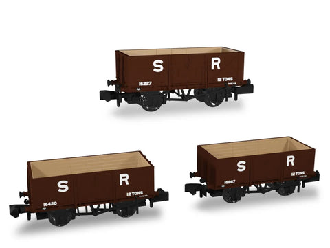 Rapido Trains 942007 N Gauge SECR Wagons Pack 3 – SR pre-36 Livery 7 Planks (Dia.1355)