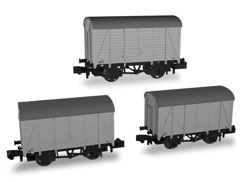 Rapido Trains 942016 N Gauge SECR Wagons Pack 4 – BR Livery 12t Covered Vans (Dia.1426)