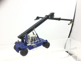Scratchbuilt (?) 1:76/OO Gauge Reach Stacker Crane for Containers