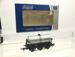 Dapol 4F-031-003 OO Gauge 6 Wheel Tank Wagon Unigate Creameries