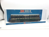 Peco GR-601A OO-9 Gauge FR Short "Bowsider" Bogie Coach-Early Preservation Green 17