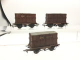 Bachmann 37-950Y OO Gauge Conflat Wagons w BD Containers (Set of 3)