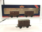 Bachmann 37-950Y OO Gauge Conflat Wagons w BD Containers (Set of 3)