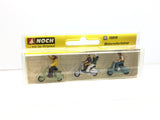 Noch 15910 HO/OO Gauge Scooter Riders (3) Figure Set