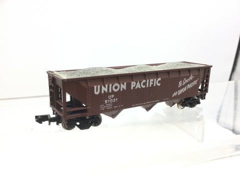 Con-Cor 001-01652T N Gauge 3 Bay Hopper Union Pacific 91031