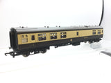 Hornby R4211A OO Gauge BR Choc/Cream Mk 1 Buffet Coach W1815