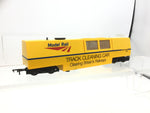 Dapol B800 OO Gauge Motorised Track Cleaning Wagon (Model Rail Version)