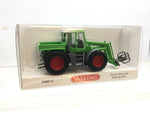 Wiking 038003 HO Gauge Fendt Xylon Tractor with bale grab