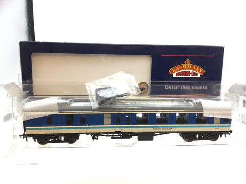 Bachmann 39-081 OO Gauge BR Regional Railways Mk 1 BSK Coach 35452