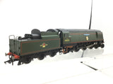 Hornby R2385 OO Gauge BR Green Battle of Britain 34051 Winston Churchill