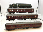 Hornby R2436 OO Gauge The Pines Express Train Pack