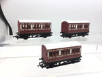 Hornby R219 OO Gauge Caledonian Maroon 4 Wheel Coach x3