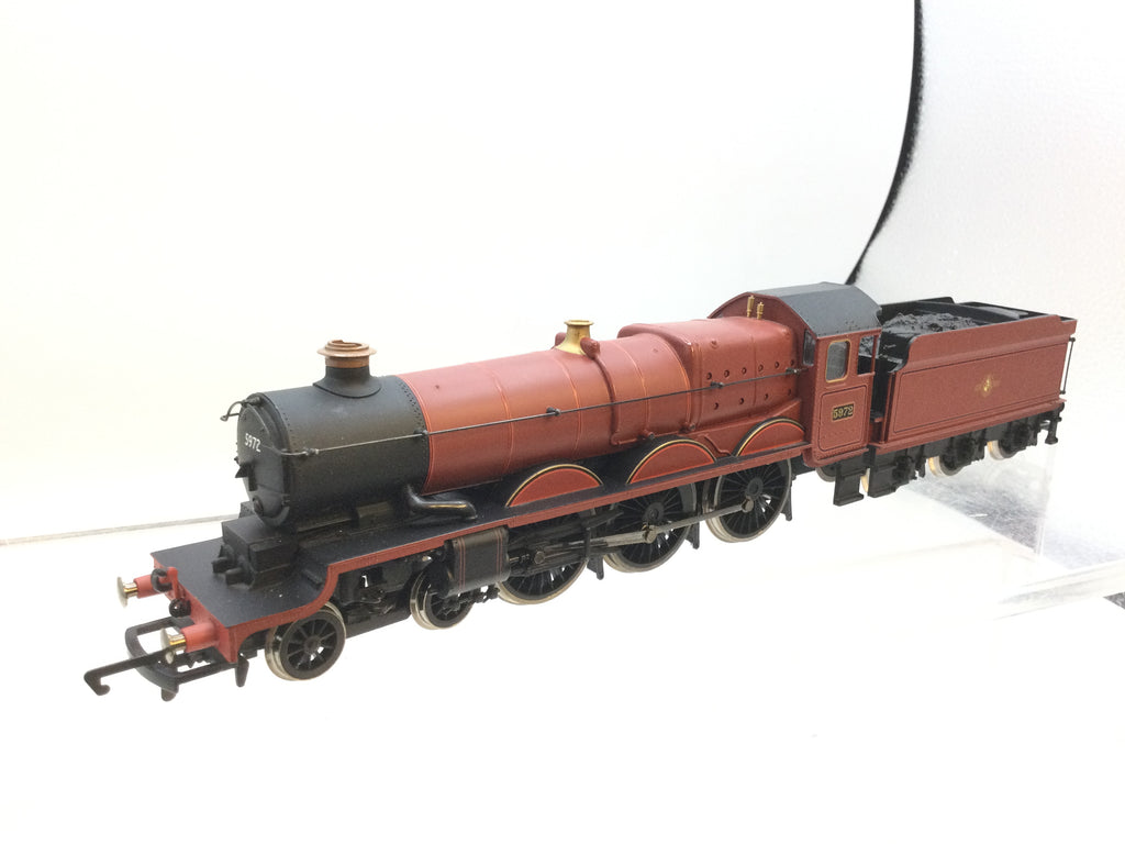 Hornby OO Gauge Harry Potter 5972 Hogwarts Castle DCC FITTED