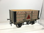 Dapol 7F-072-003 O Gauge 9' Wheelbase  7 Plank Wagon Frederick Biss