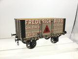 Dapol 7F-072-003 O Gauge 9' Wheelbase  7 Plank Wagon Frederick Biss