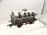 Bachmann 37-680 OO Gauge 14t Tank Wagon Esso