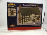 Bachmann 44-1002C OO Gauge Thatched Tavern Brown & Cream