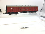 Hornby R4586 OO Gauge BR Maroon Bogie Passenger Brake Van S266S