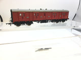 Hornby R4586 OO Gauge BR Maroon Bogie Passenger Brake Van S266S