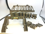 Triang R78 OO Gauge Girder Bridge and R71 Footbridge