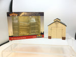 Bachmann 44-009 OO Gauge Single Road Small Wooden Engine Shed