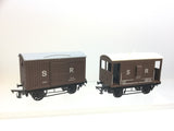 Graham Farish OO Gauge SR Ventilated & Brake Van Set