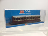 Peco GR-602A OO-9 Gauge FR Short "Bowsider" Bogie Coach-Red & Cream No 17