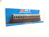 Peco GR-602B OO-9 Gauge FR Short "Bowsider" Bogie Coach-Red & Cream No 18