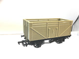 Bachmann OO Gauge 7 Plank Wagon with Coke Rail