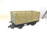 Bachmann OO Gauge 7 Plank Wagon with Coke Rail