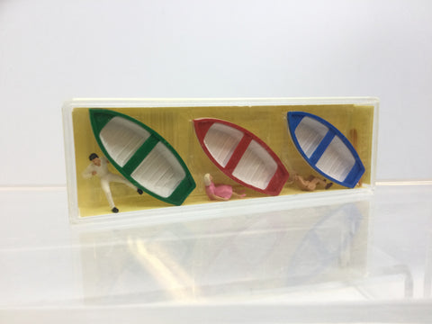 Vollmer 2225 HO Gauge Rowboats with Passengers (3)