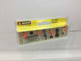Noch 15094 HO/OO Gauge Paramedics Figure Set