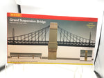 Hornby R8008 OO Gauge Grand Suspension Bridge