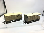 Hornby R018 OO Gauge GWR Brake Van Saltney 114925 x2