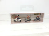 Faller 151801 HO/OO Gauge On The Road (3) Figure Set