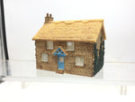 Hornby R9854 OO Gauge Skaledale The Country Cottage