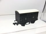 Graham Farish 2604 N Gauge Cattle Van GWR Grey 106325