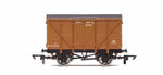 Hornby R60280 OO Gauge BR ex SR Box Van Cadbury B755320