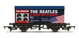 Hornby R60302 OO Gauge The Beatles 'Hard Days Night' US and UK Album Covers Wagon