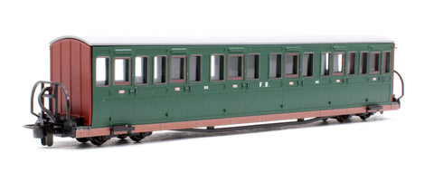 Peco GR-623B OO-9 Gauge FR Long "Bowsider" Bogie Coach-Col Stephens Green No 20