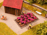 Noch 13218 HO/OO Gauge Red Cabbage Plants (Pack 16)