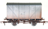 Dapol 4F-016-048 OO Gauge Banana Van NE 158621 Weathered